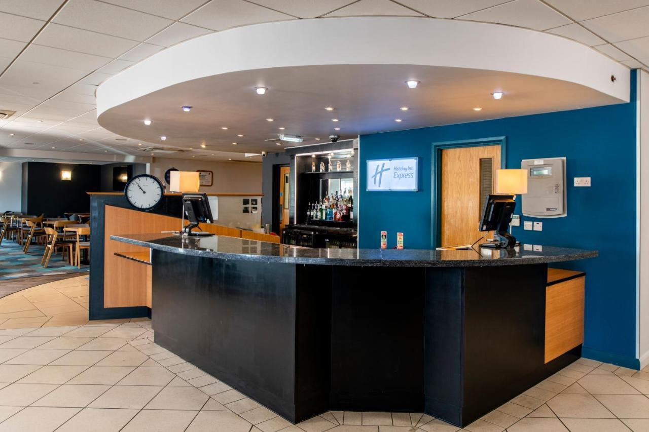 Holiday Inn Express Newcastle Gateshead, An Ihg Hotel Εξωτερικό φωτογραφία